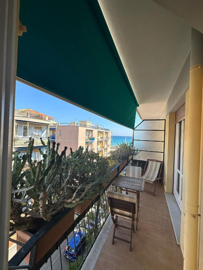 Alloggio Vista Mare Loano Exterior photo