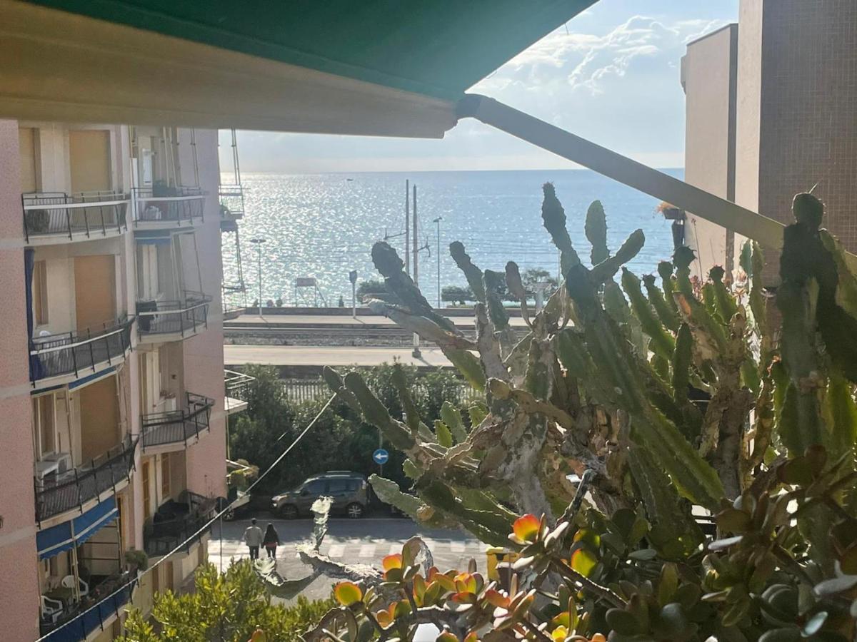 Alloggio Vista Mare Loano Exterior photo